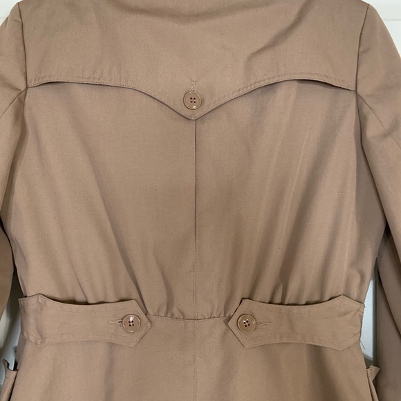 Classic J. Gallery Khaki Tan Long Trenchcoat size 10/11 - Picture 9 of 10